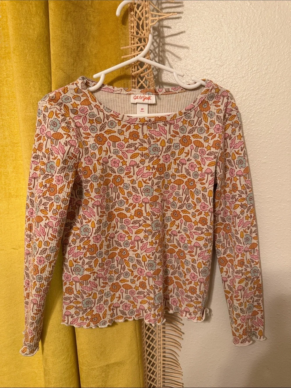 Cat & jack 5t top